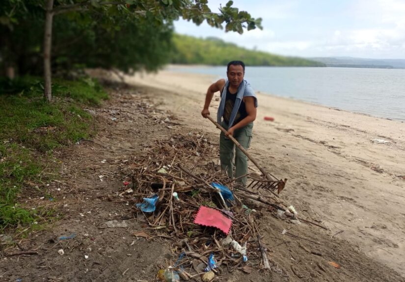 Persiapan petik laut di Resor Sembulungan